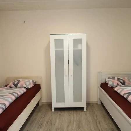Highway - Senner Hellweg 227 Guest house *
